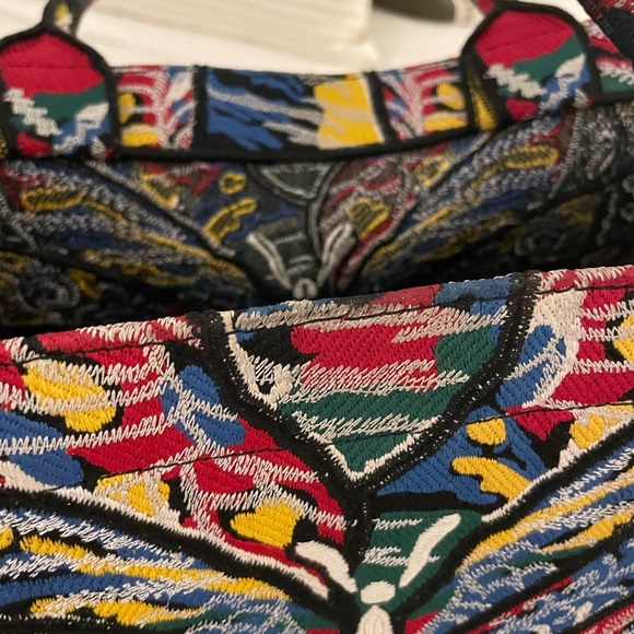 Large Dior Book Tote (Butterfly) - Picture 7 of 7